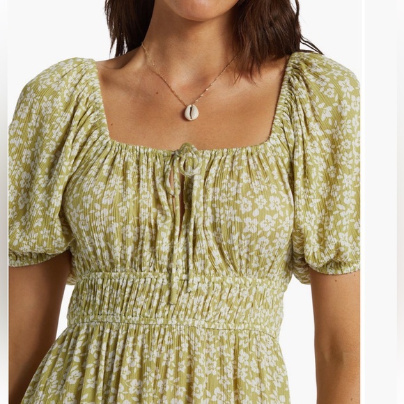 Billabong Cabana Puff Sleeve Dress NWT! - Picture 2 of 6